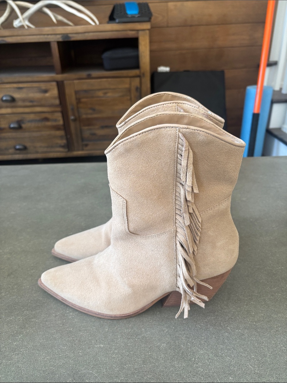 Steve Madden Tan Suede Fringe Ankle Boots